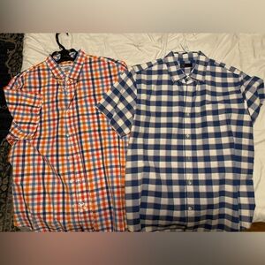 LOT of 2 short sleeve Old Navy & Gap button down shirts.
